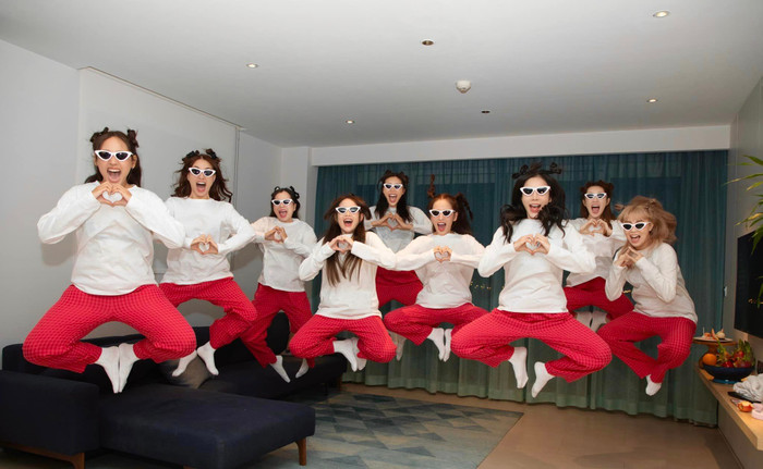 Hòa Minzy vui vẻ tân hưởng bữa tiệc độc thân của Puka cùng dàn sao nữ đình đám