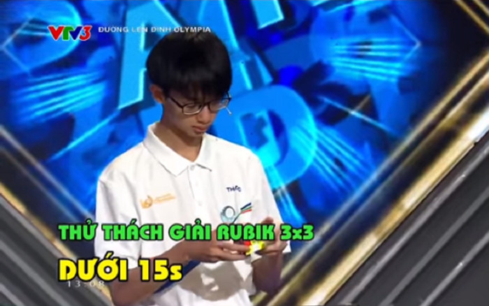 Nam sinh Đường lên đỉnh Olympia khiến khán giả trầm trồ khi giải khối Rubik 3x3 cực tốc độ Ảnh 2