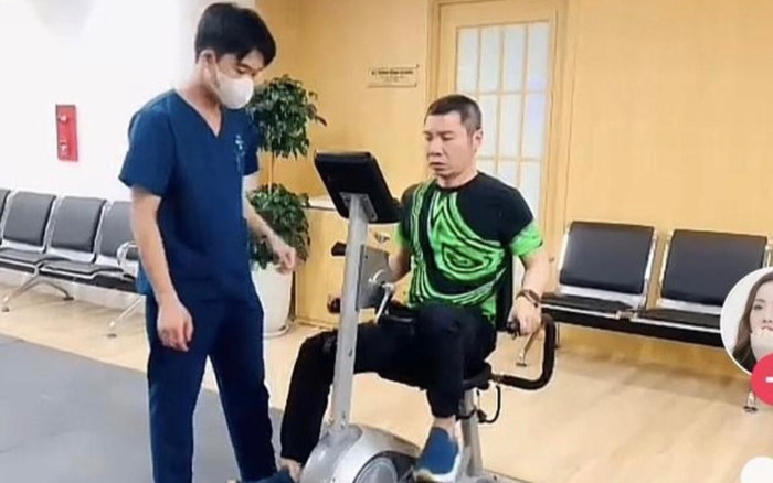 NSND Công Lý sang Nhật chữa bệnh, bà xã tiết lộ tình hình sức khỏe hiện tại? Ảnh 2