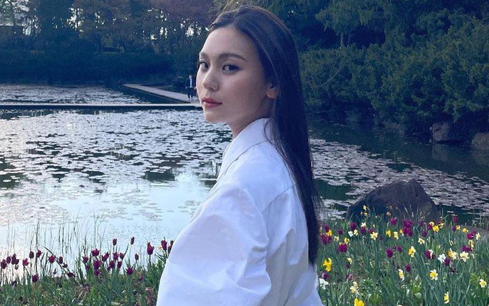 Nữ ca sĩ từng bị chê xấu nhất showbiz giờ lột xác xinh đẹp ngỡ ngàng nhờ giảm cân Ảnh 2