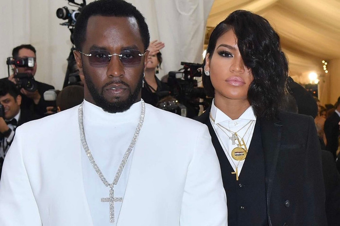 Cassie nói năm 2018 đã bị Sean Combs hãm hiếp sau khi cô muốn rời bỏ rapper. 