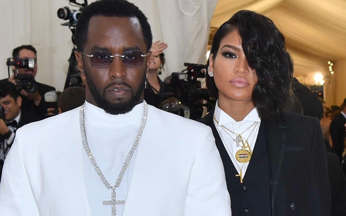 Nam ca sĩ bị bạn gái cũ kiện vì bạo hành cô suốt 10 năm Ảnh 2