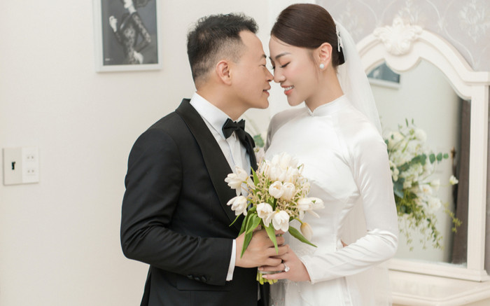 Thông tin Phương Oanh -  Shark Bình hoãn cưới để đảm bảo sức khoẻ cho mẹ bầu nhận được sự đồng tình và ủng hộ từ bạn bè, người hâm mộ. 