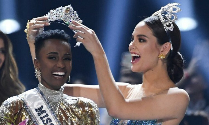 Không sở hữu sắc vóc nổi trội, người đẹp South Africa vẫn đăng quang Miss Universe 2019 nhờ màn ứng xử ấn tượng.