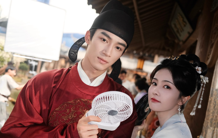 Vương Tinh Việt có nhiều phát ngôn 'vạch trần' mối quan hệ của cặp đôi nam - nữ chính. 