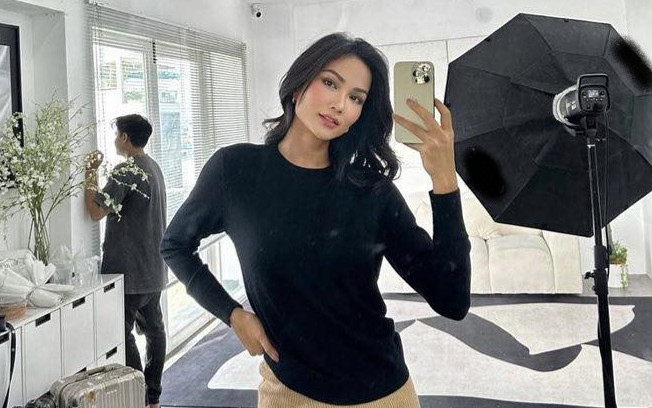 Sau 6 năm làm Hoa hậu, tại sao H'Hen Niê vẫn dùng điện thoại cũ? Ảnh 2