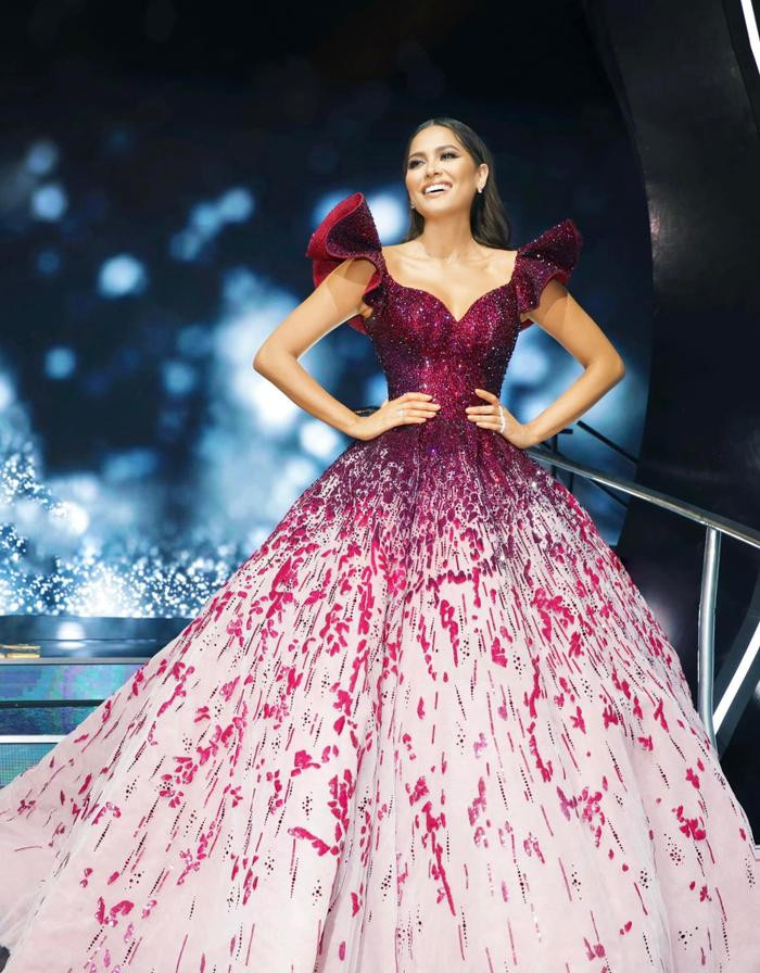 Điểm lại những màn final-walk chiếm spotlight tại Miss Universe: Pia, Catriona chưa 'ô dề' bằng một người Ảnh 5