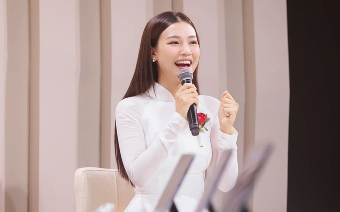 Hoàng Oanh trải lòng sau vấp ngã: Đừng ngại cầu xin sự giúp đỡ của bố mẹ Ảnh 2