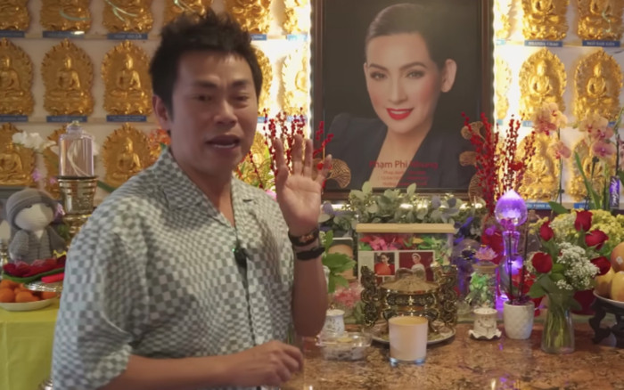 Em trai nuôi của Hoài Linh tiết lộ cuộc gọi cuối cùng với cố ca sĩ Phi Nhung Ảnh 2