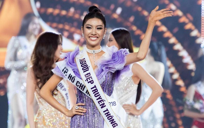 Thử trả lời câu hỏi ứng xử của Miss Universe 2023, 'chiến thần nuốt mic' Thúy Vân gây tranh cãi Ảnh 2