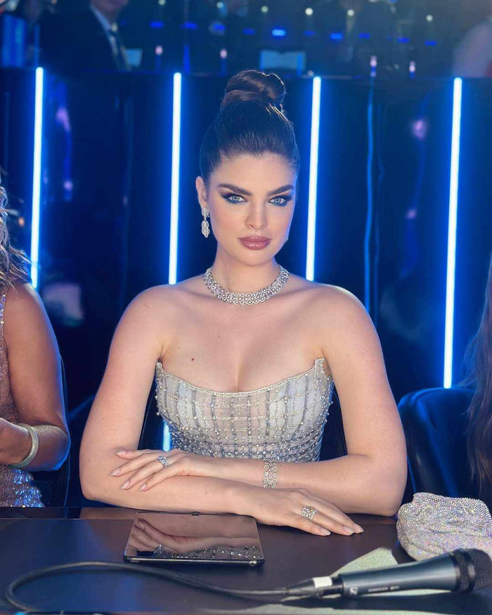Nadia Ferreira là giám khảo chung kết Miss Universe 2023. 