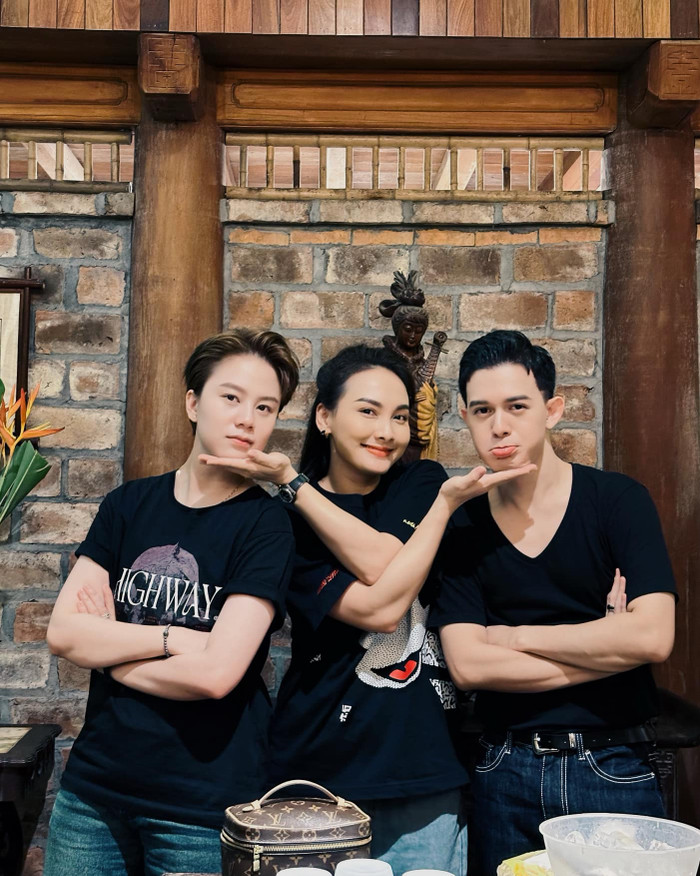 Sau khi bộ phim Về nhà đi con khép lại, Bảo Thanh vẫn duy trì mối quan hệ thân thiết với hai diễn viên trẻ tuổi là Bảo Hân và Quang Anh