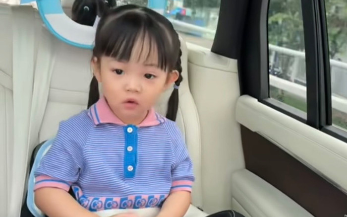 Còn nhỏ tuổi, ái nữ nhà Cường Đô La bộc lộ khiếu nghệ thuật Ảnh 2