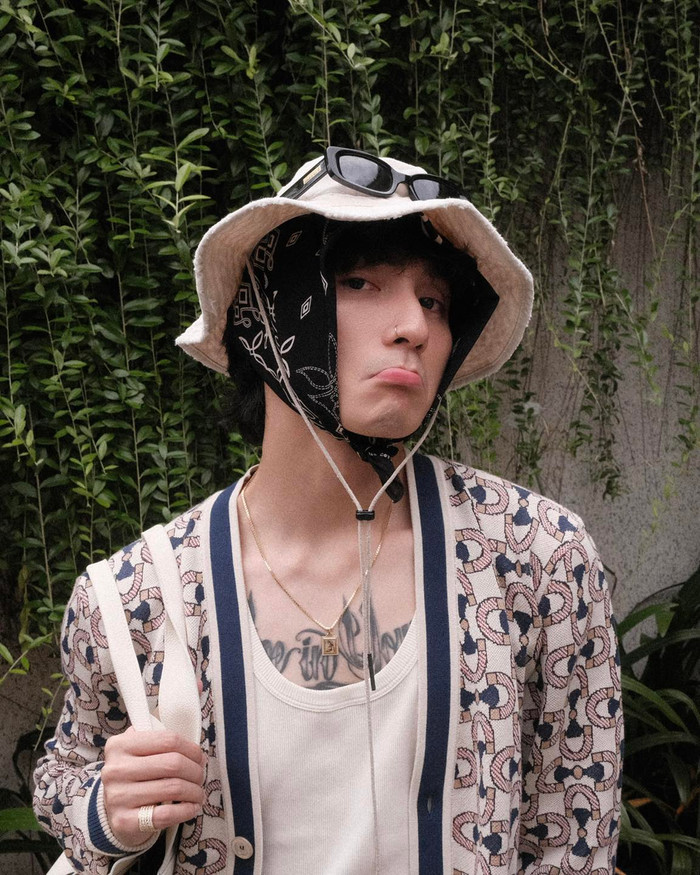 Nếu vô tình xem lại được video này của mình, Sơn Tùng sẽ hát lại ca khúc này một lần nữa chứ? 