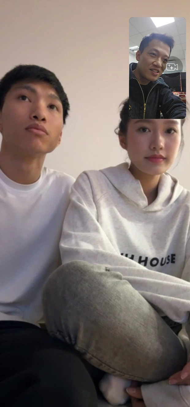 MC Trần Ngọc video call với vợ chồng Văn Hậu - Hải My khiến nhiều người đoán rằng, anh sẽ đảm nhận vai trò dẫn dắt đám cưới của cặp đôi