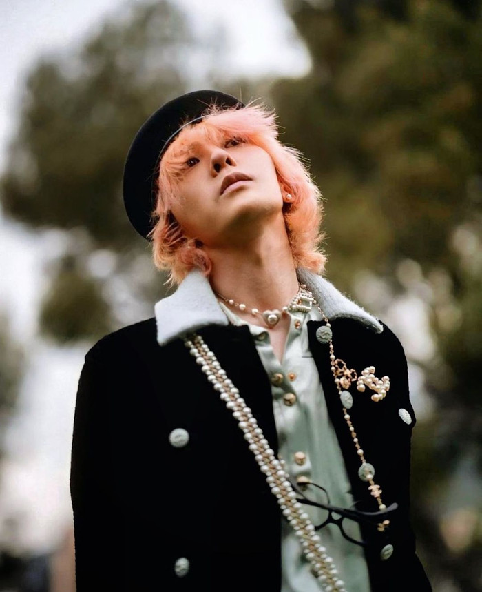 Ồn ào này đã khiến cho danh tiếng nhiều năm G-Dragon gây dựng vất vả trong giới showbiz bị ảnh hưởng nghiêm trọng