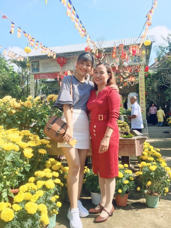 Nét đẹp tuổi 19 của nàng á hậu khiến công chúng chẳng nỡ rời mắt.