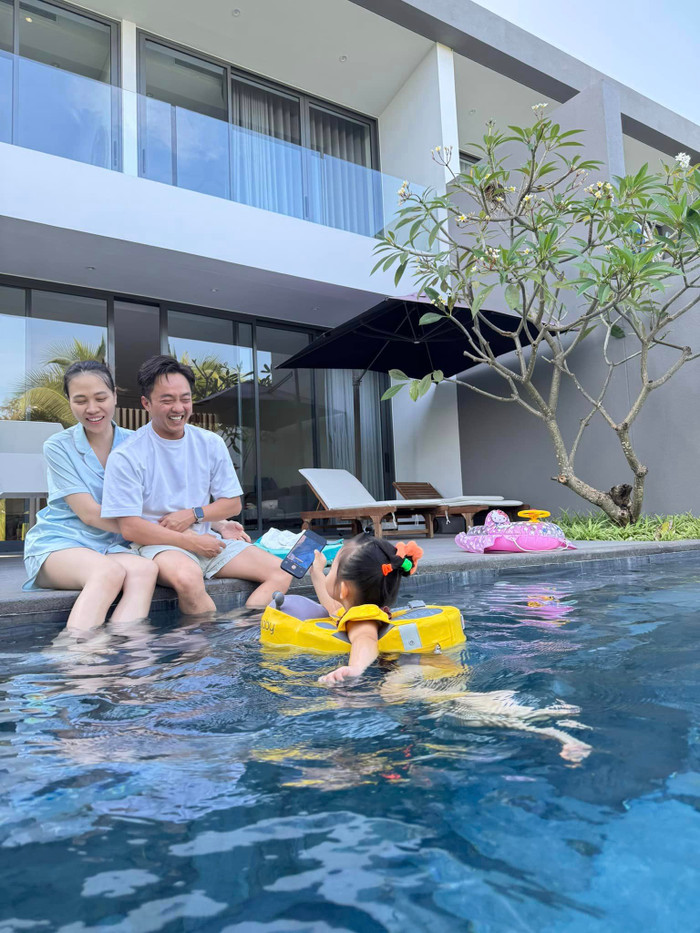 Loạt moment đáng yêu của 2 nhóc tỳ nhà Cường Đô La: Suchin dỗi hờn, visual cậu út Sutin hệt anh hai Subeo Ảnh 6