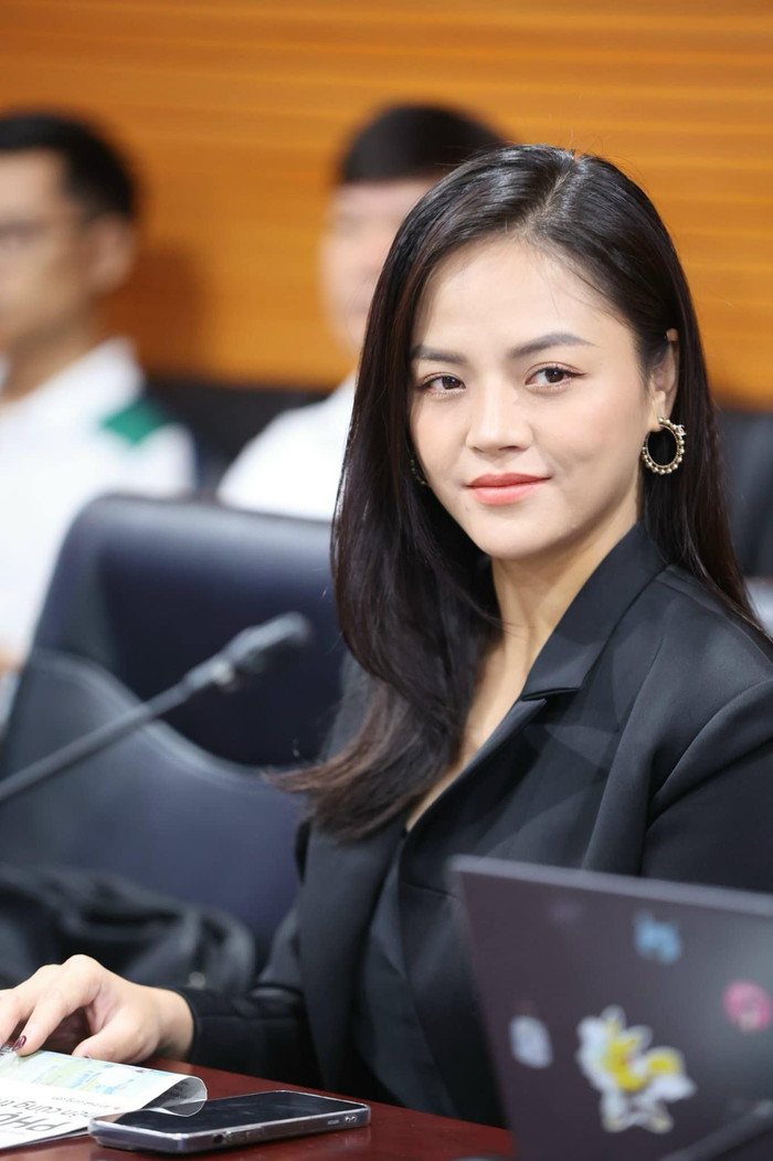 Nhiều khán giả vô cùng bất ngờ khi Thu Quỳnh thông báo tin vui, bởi từ trước đến nay nữ diễn viên khá kín tiếng