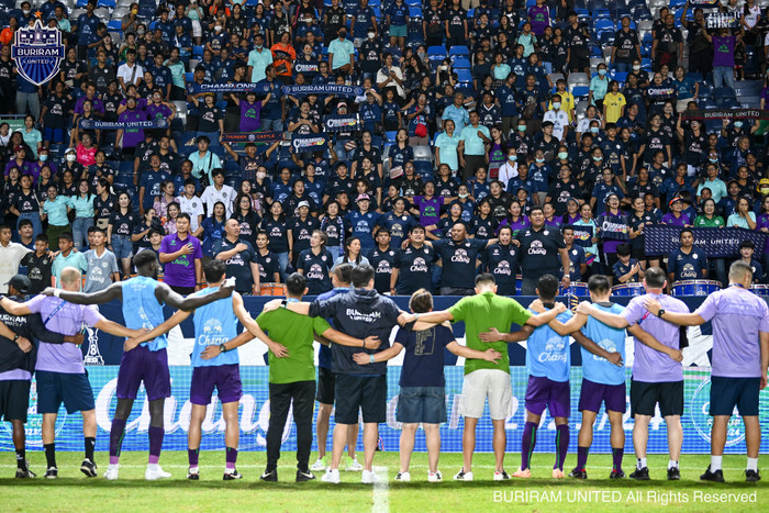 Buriram United giúp địa phương tăng trưởng gấp ba về số lượng du khách. Ảnh: Buriram