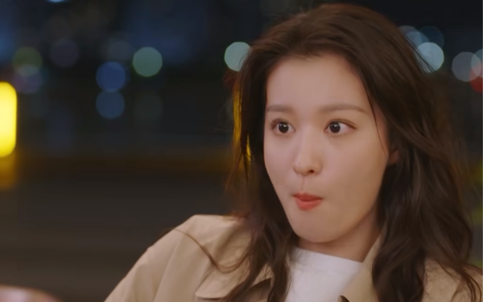 Lưu Tranh bực mình khi đồng nghiệp nhắc về quá khứ của thầy Ninh.