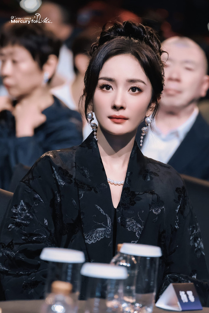 Chỗ ngồi của Dương Mịch tại các sự kiện luôn là hàng đầu.