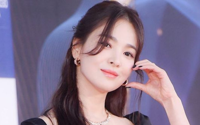 'Chuyện tình' lãng mạn của Song Hye Kyo với một nam thần gây sốt, còn công khai nói lời yêu nhau thế này Ảnh 2
