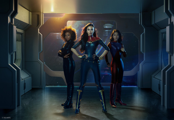 Thuỳ Tiên hóa thân thành 2 tạo hình của nữ chính Carol Danvers và cũng là Captain Marvel lừng lẫy của Vũ trụ điện ảnh Marvel. 