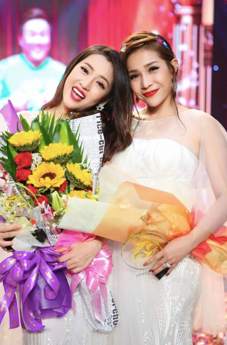 Không rõ vì lý do gì, Khả Như liên tục vắng mặt trong ngày vui của Puka và Gin Tuấn Kiệt dù là bạn bè thân thiết. 