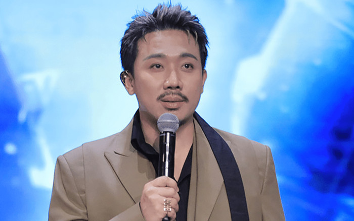 Trấn Thành lại gây tranh cãi khi hát 'Bài ca đất phương Nam' trên sân khấu lớn Ảnh 2