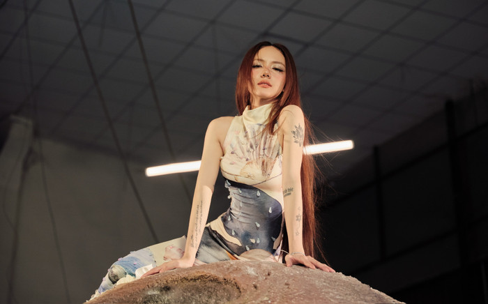 Sau nghi vấn dời lịch phát hành MV mới vì G-Dragon, Phương Ly tiếp tục có động thái bất ngờ Ảnh 2