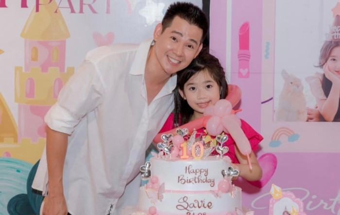 Lavie là cô bé ấm áp, tình cảm.