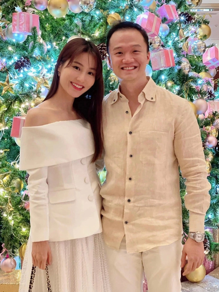 Mối quan hệ giữa cô và mẹ bạn trai rất thân thiết.