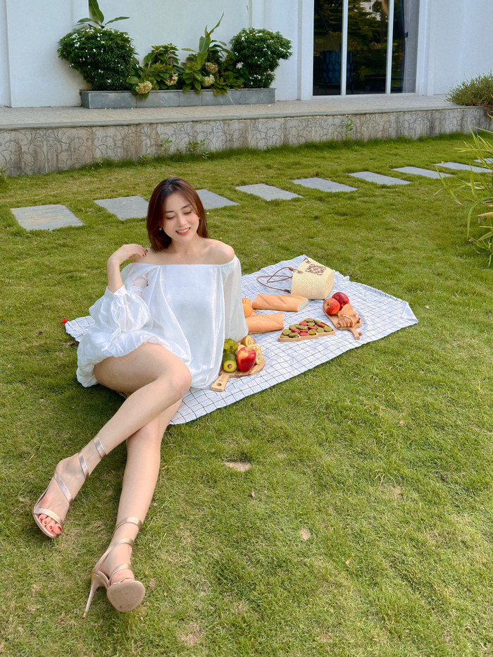 Hiện tại, tình trạng ốm nghén của Phương Oanh không kéo dài, sức khoẻ mẹ và bé đều ổn định.