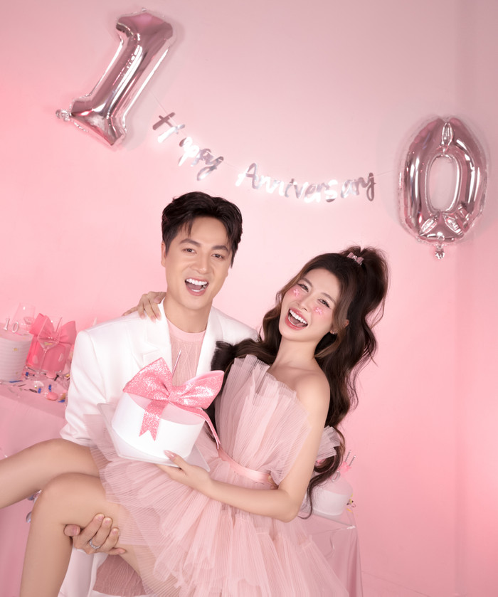 Cả hai là cặp đôi đẹp của Vbiz.