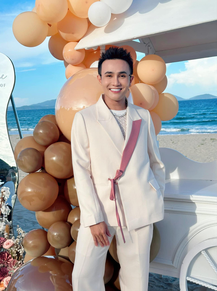 Huỳnh Lập là một trong những người đồng nghiệp, bạn bè thân thiết với Puka và Gin Tuấn Kiệt