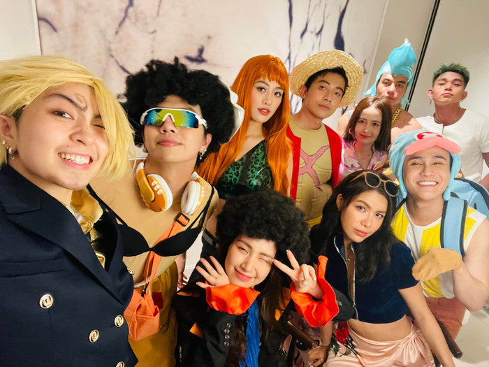 Mỗi khách mời đều hóa trang thành những nhân vật khác nhau để tham gia phần tiếp theo tại ngày vui của Puka và Gin Tuấn Kiệt