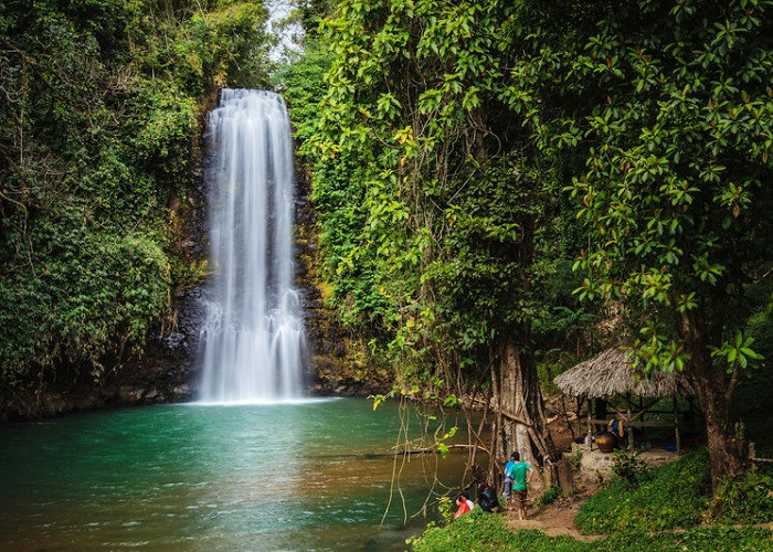 Thác nước hùng vĩ nơi Hoa hậu Thùy Tiên vừa check in có gì mà được ví là 'thiên đường mộng mơ'? Ảnh 3