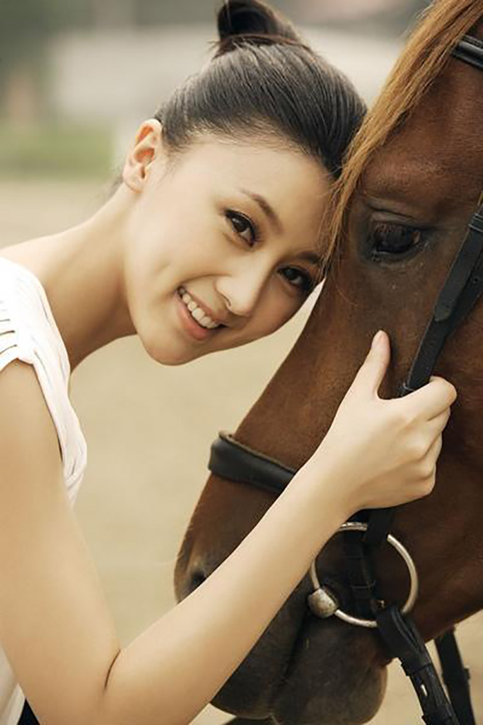 Cam Vy từng nổi tiếng một thời với nhan sắc cùng loạt vai diễn trong các phim truyền hình đình đám.