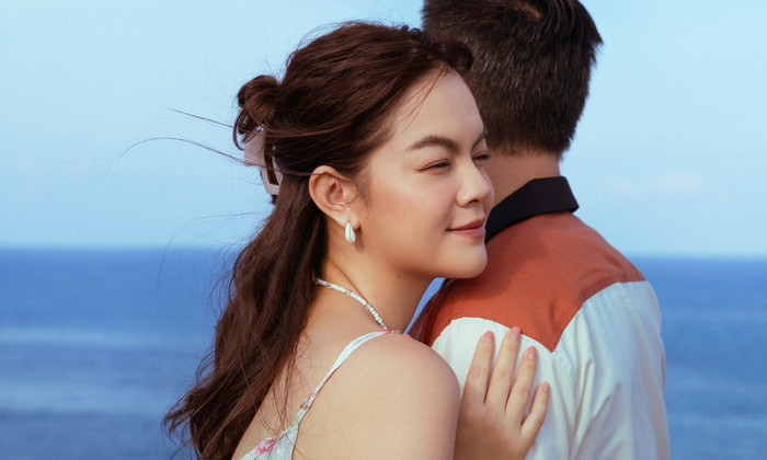  Phạm Quỳnh Anh cho biết bạn trai rất giống bố mình, biết quan tâm, chiều chuộng và đặc biệt yêu thương các con riêng của cô.