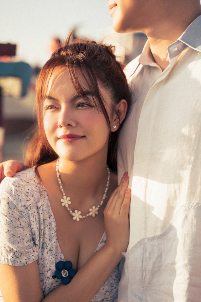 Phạm Quỳnh Anh giờ đây là người phụ nữ hạnh phúc viên mãn trong âm nhạc lẫn cuộc sống hôn nhân.