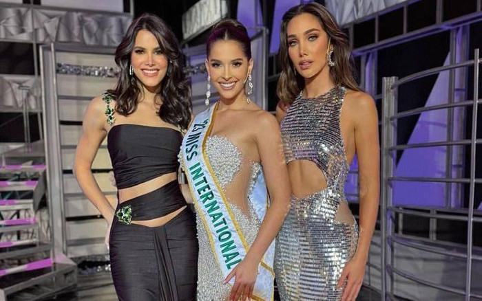 3 chân dài Venezuela cùng chiến thắng Miss International chung khung hình: Không ai chịu thua ai! Ảnh 2