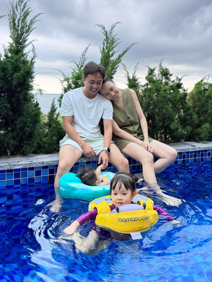 Đàm Thu Trang chọn cuộc sống bình yên, hạnh phúc bên chồng và các con.