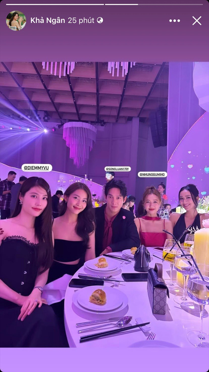 Story mới nhất của Khả Ngân ở trên tài khoản cá nhân