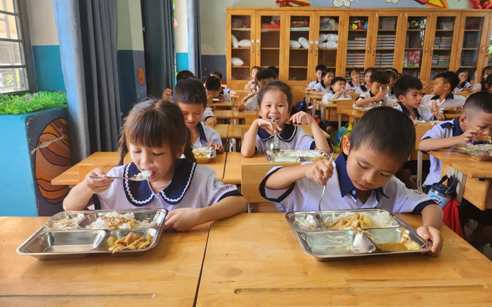 TP.HCM: Hiệu trưởng phải gửi ảnh bữa ăn bán trú mỗi ngày Ảnh 2
