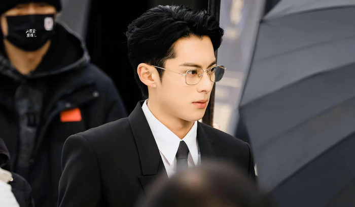 Thời Yến đứng top nhiều bảng xếp hạng.