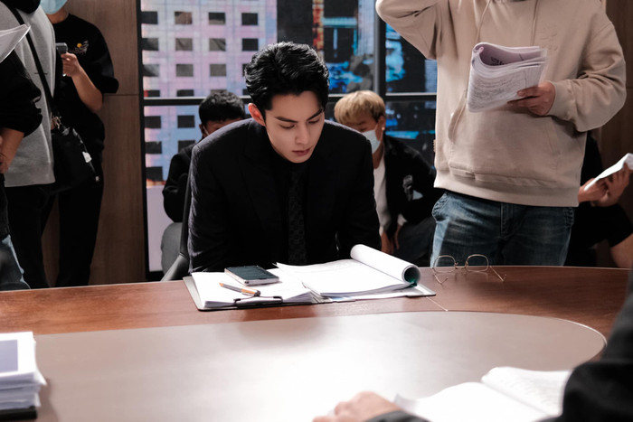 Vương Hạc Đệ nỗ lực hết mình cho vai tổng tài Thời Yến.