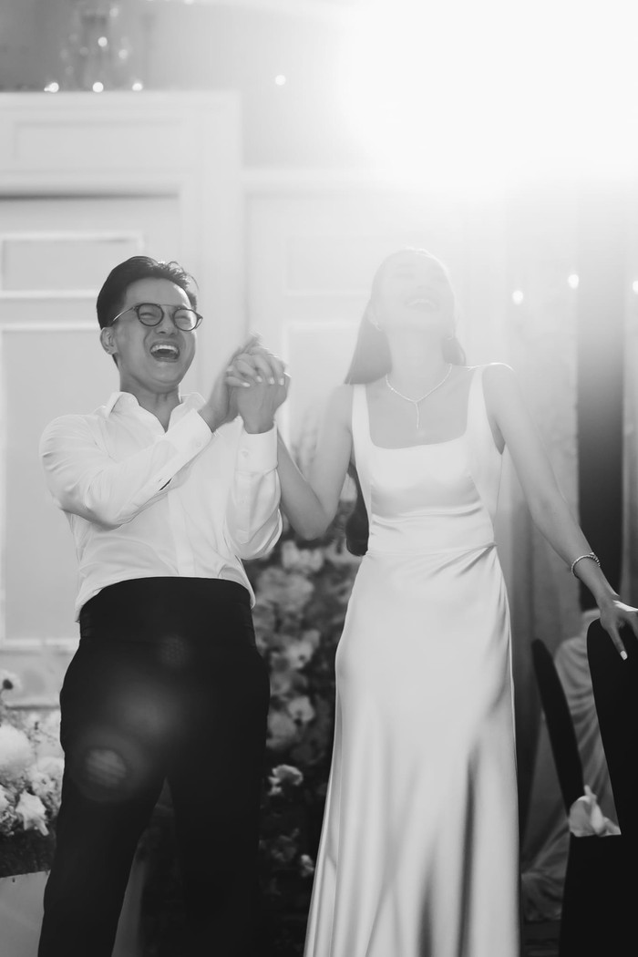 Thanh Hằng đang tận hưởng cuộc sống vợ chồng son sau đám cưới cổ tích.