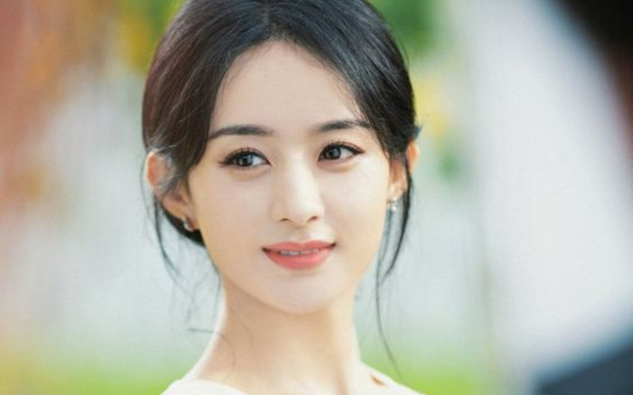 Triệu Lệ Dĩnh có hành động trấn an fans hậu bị áp phiên, netizen lại chỉ chú ý đến điều này Ảnh 2