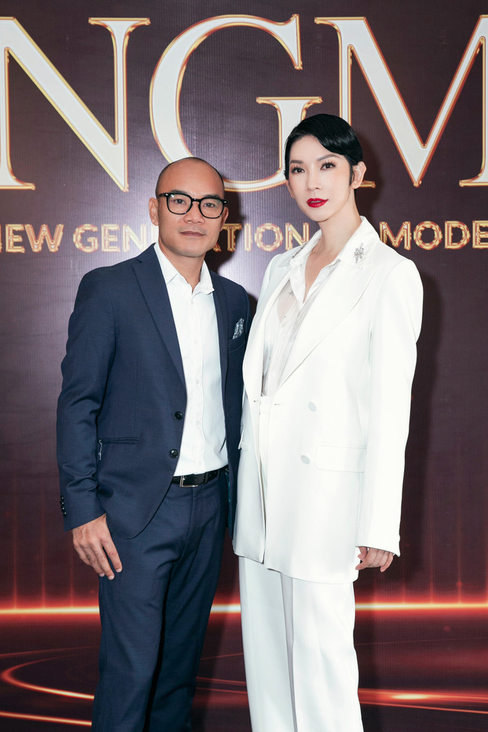 Xuân Lan và ông xã.